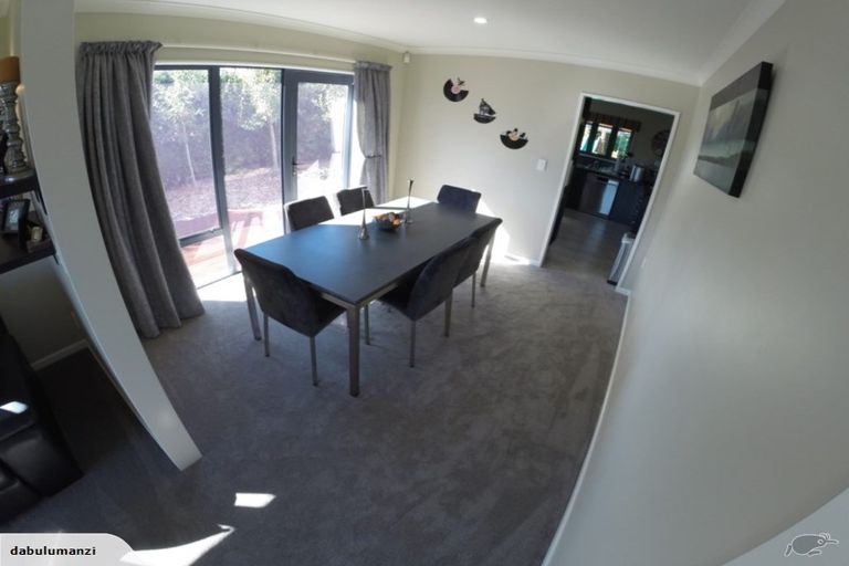 Photo of property in 153 Ruapehu Drive, Fitzherbert, Palmerston North, 4410