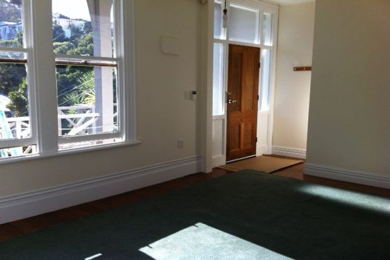 Photo of property in 2 Caprera Street, Melrose, Wellington, 6023