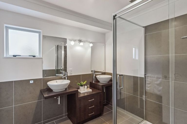 Photo of property in 3 Southleigh, Raumati South, Paraparaumu, 5032