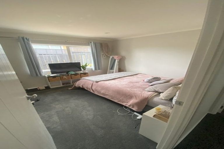 Photo of property in 7 Phoebe Meikle Place, Torbay, Auckland, 0630