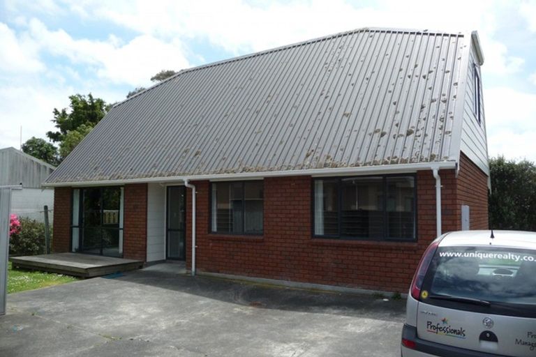 Photo of property in 27a Hardie Street, Hokowhitu, Palmerston North, 4410