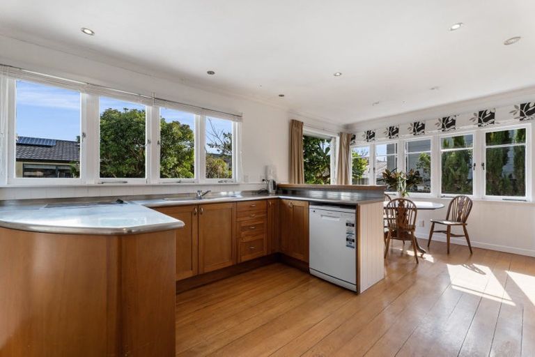 Photo of property in 276 Otumoetai Road, Otumoetai, Tauranga, 3110