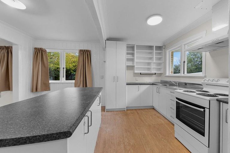 Photo of property in 11 Maurice Street, Papakura, 2110