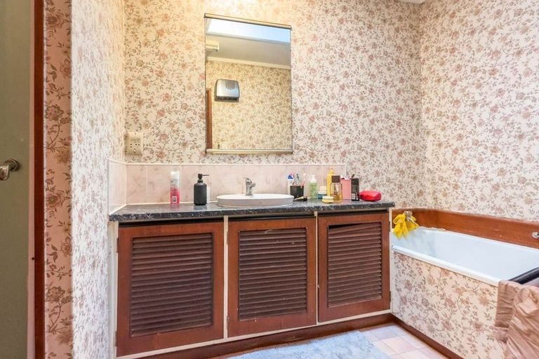 Photo of property in 2/108 East Tamaki Road, Papatoetoe, Auckland, 2025