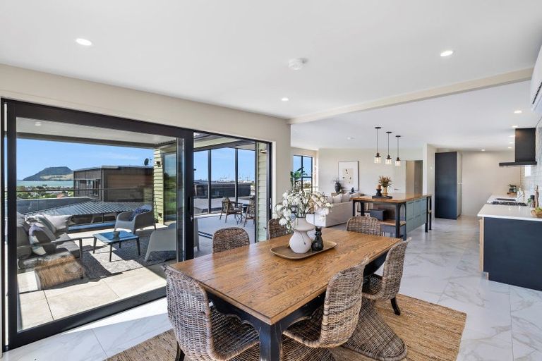 Photo of property in 32 Rutherford Street, Otumoetai, Tauranga, 3110