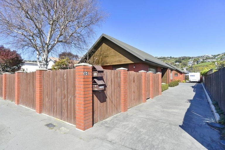 Photo of property in 1/164 Main Road, Redcliffs, Christchurch, 8081
