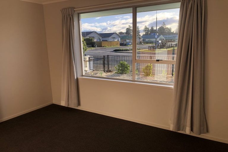 Photo of property in 3/120 Cass Street, Ashburton, 7700