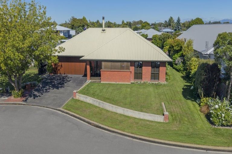 Photo of property in 5 Hinton Place, Rangiora, 7400
