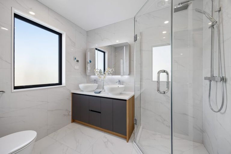 Photo of property in 11 Mill Hill Close, Flat Bush, 2019