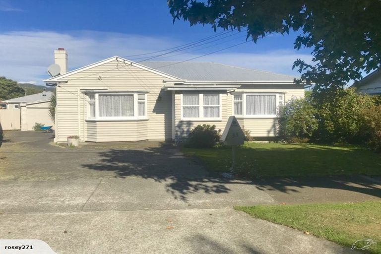 Photo of property in 33 Kiwi Street, Alicetown, Lower Hutt, 5010