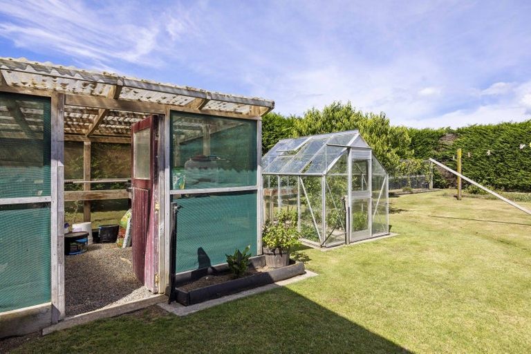 Photo of property in 281 Waihi Road, Hawera, 4673