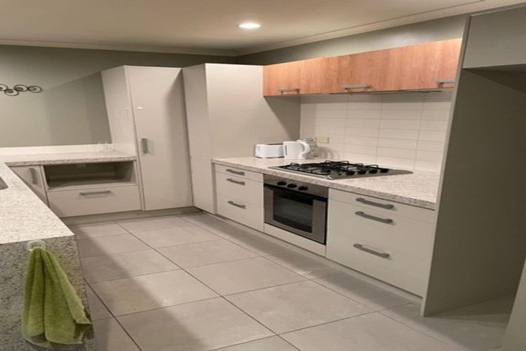 Photo of property in 43 Bruce Pulman Drive, Takanini, 2112