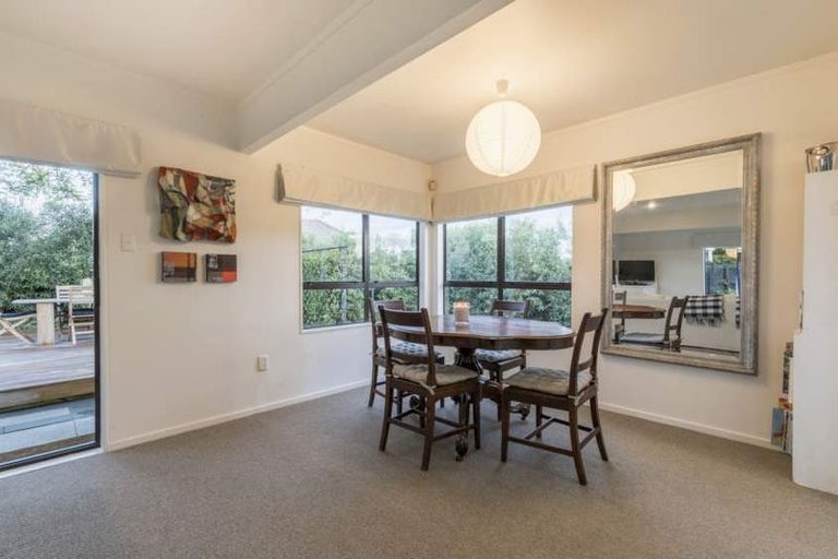 Photo of property in 2/195 Abbotts Way, Remuera, Auckland, 1050