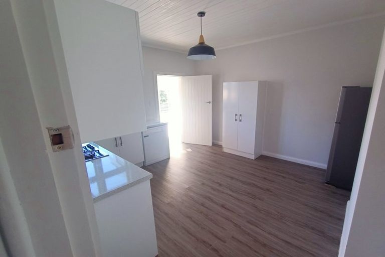 Photo of property in 28-28a Plunket Avenue, Petone, Lower Hutt, 5012