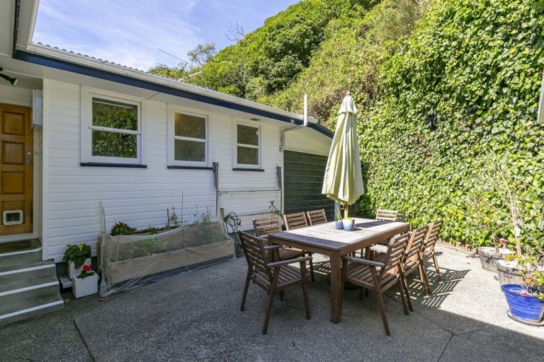 Photo of property in 449 Ohiro Road, Brooklyn, Wellington, 6021