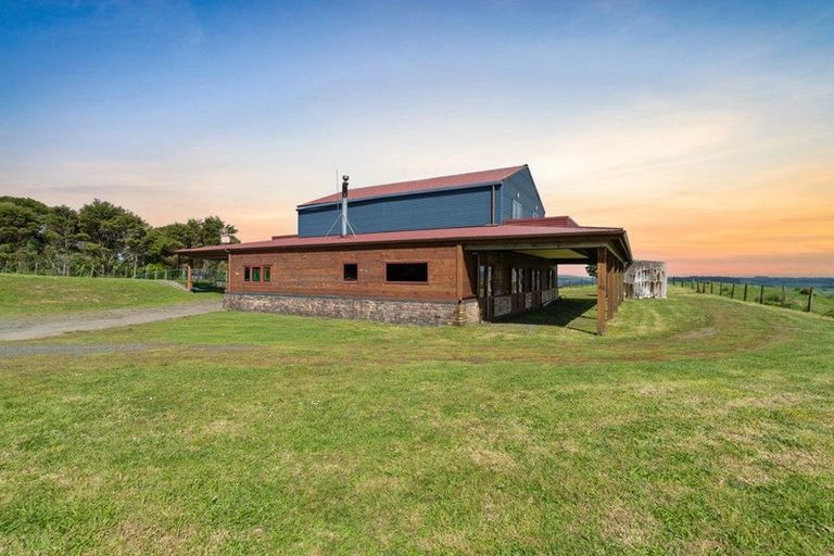 Photo of property in 56 Mcgregor Road, Clevedon, Papakura, 2582