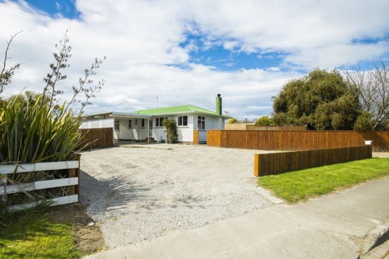 Photo of property in 18 Lytton Road, Riverdale, Gisborne, 4010