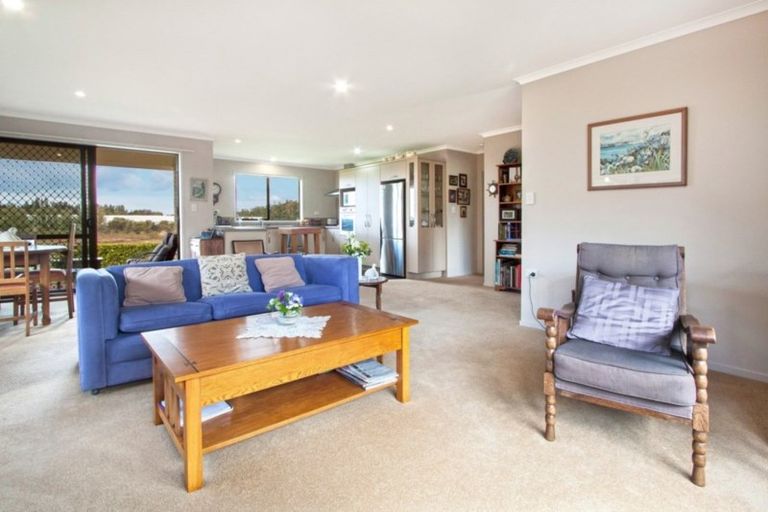 Photo of property in 43 Malta Crescent, Katikati, 3129