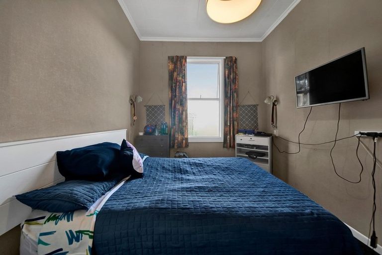 Photo of property in 17 Grey Street, Hawera, 4610