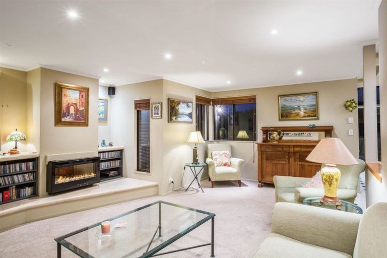 Photo of property in 26 Ogilvy Terrace, Plimmerton, Porirua, 5026