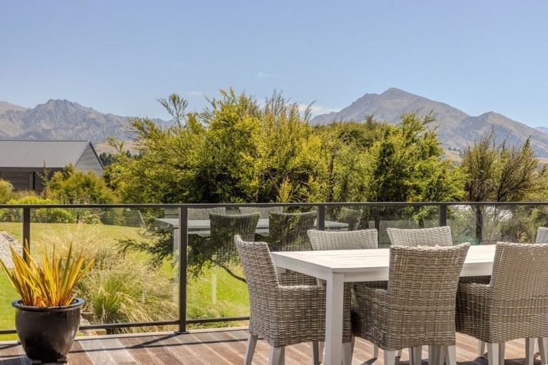 Photo of property in 6 Nokomai Street, Wanaka, 9305
