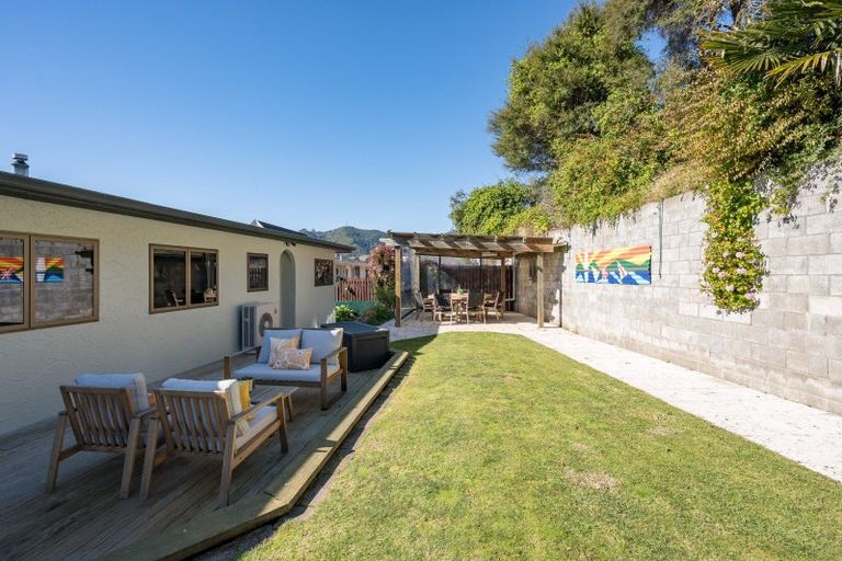 Photo of property in 18 Coster Street, Enner Glynn, Nelson, 7011