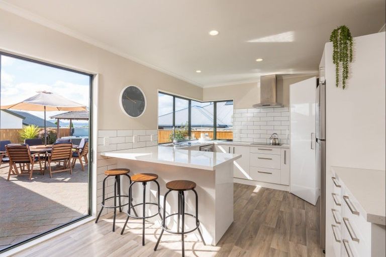 Photo of property in 24 The Grove, Nukuhau, Taupo, 3330