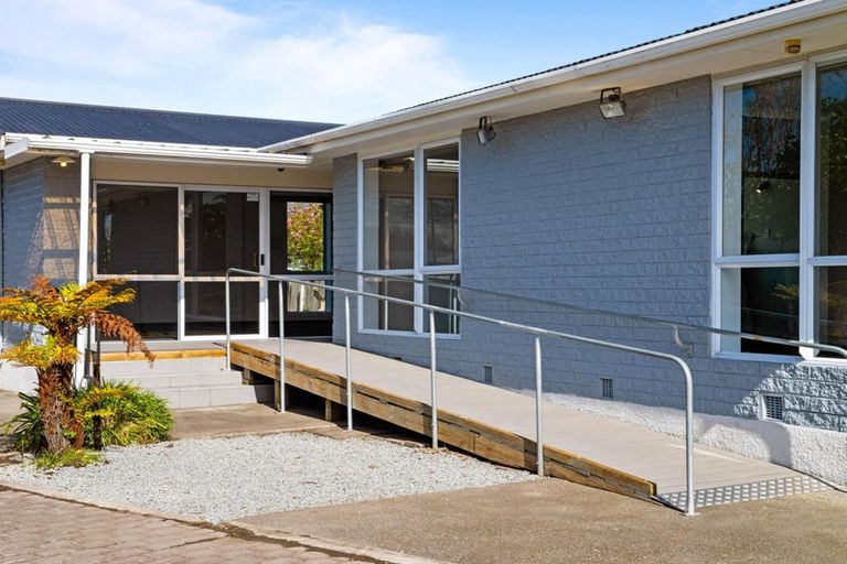 Photo of property in 74 Saint Johns Street, Woolston, Christchurch, 8062