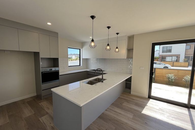 Photo of property in 64 Podgora Avenue, Huapai, Kumeu, 0810