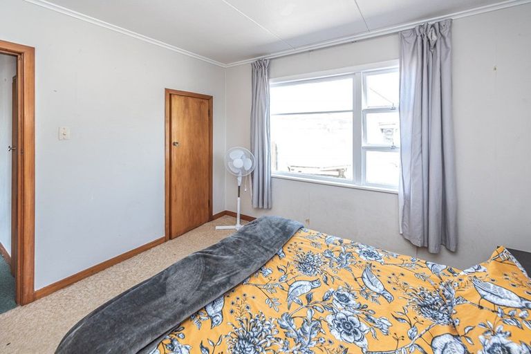 Photo of property in 44 Titoki Street, Castlecliff, Whanganui, 4501