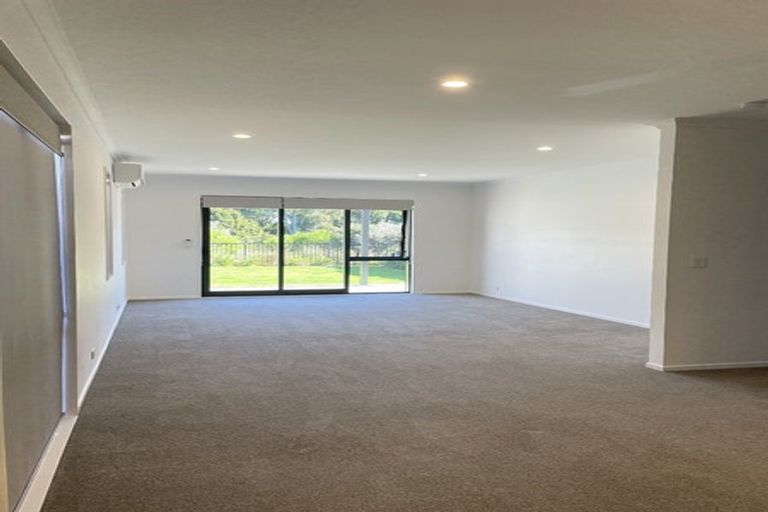 Photo of property in 31 Kilcadden Drive, Flat Bush, Auckland, 2019
