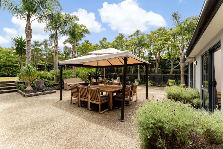 Photo of property in 12 Denehurst Drive, Waimauku, 0812