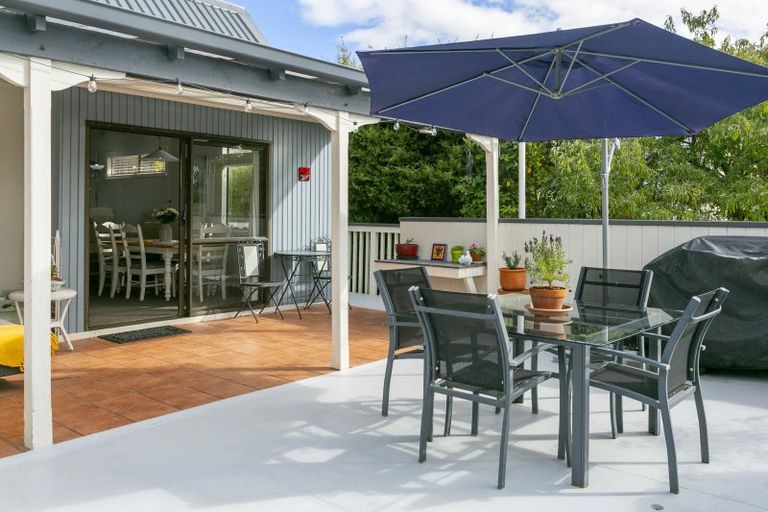 Photo of property in 744 Acacia Bay Road, Acacia Bay, Taupo, 3330