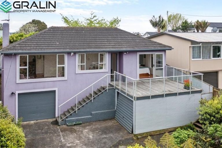 Photo of property in 39 Barrack Road, Mount Wellington, Auckland, 1060