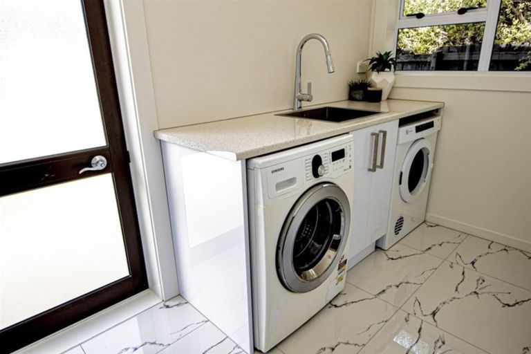 Photo of property in 4 Shaftesbury Street, Avonhead, Christchurch, 8042