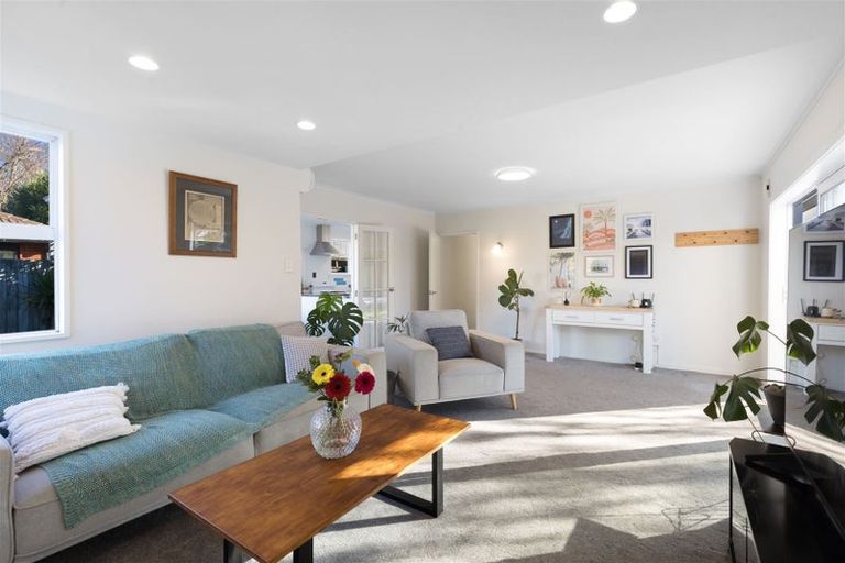 Photo of property in 69b Aorangi Road, Bryndwr, Christchurch, 8053