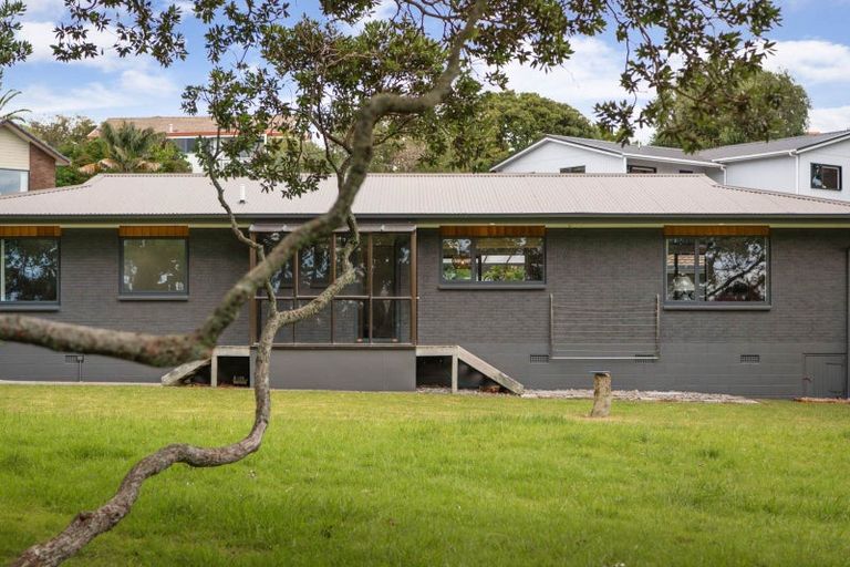 Photo of property in 37 Pohutukawa Drive, Athenree, Katikati, 3177
