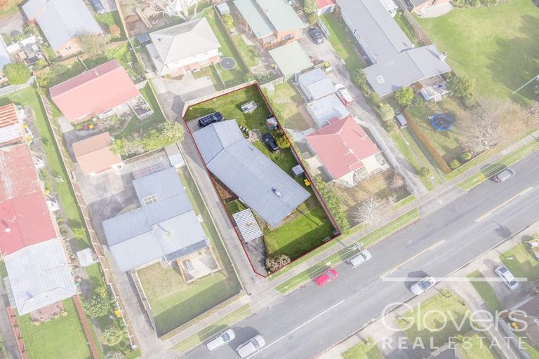 Photo of property in 97 Mcleod Road, Te Atatu South, Auckland, 0610