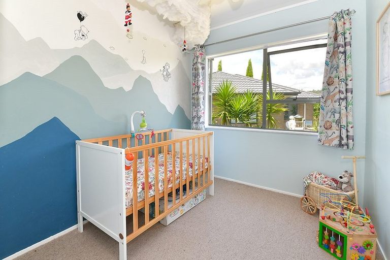 Photo of property in 129 Awaroa Road, Helensville, 0800