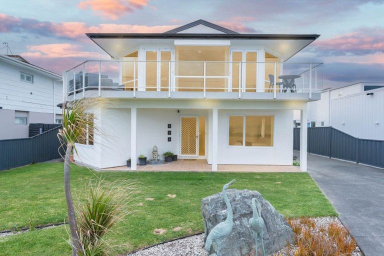 Photo of property in 134 North Shore Road, Eskdale, Napier, 4182