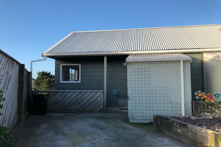 Photo of property in 32a Orchy Crescent, Southgate, Wellington, 6023