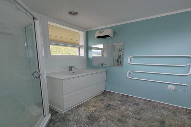 Photo of property in 7 Amos Way, Kingston, Wellington, 6021