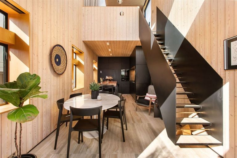 Photo of property in 8 Menzies Street, Sumner, Christchurch, 8081