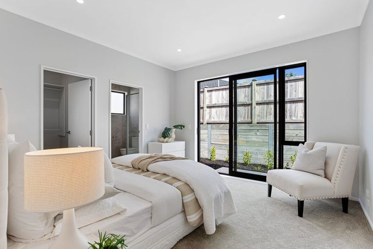 Photo of property in 29 Cambie Avenue, Red Beach, 0932