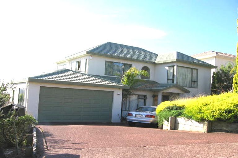 Photo of property in 51 Calypso Way, Unsworth Heights, Auckland, 0632