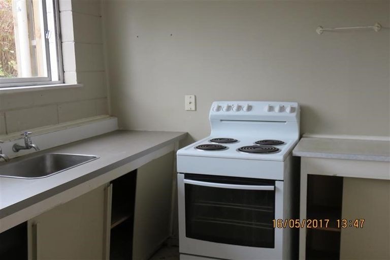 Photo of property in 303 Great North Road, Henderson, Auckland, 0612