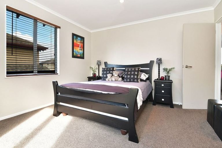 Photo of property in 37 Midshipman Court, Gulf Harbour, Whangaparaoa, 0930