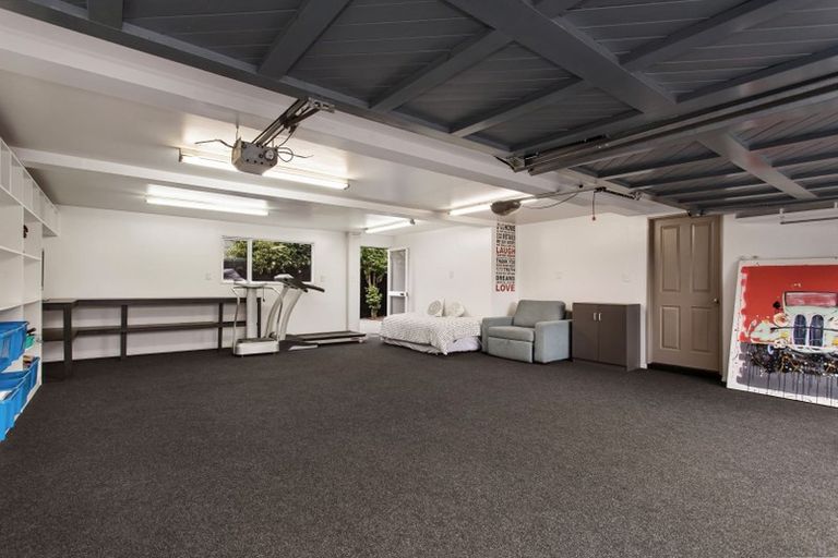 Photo of property in 25 Kedleston Drive, Avonhead, Christchurch, 8042