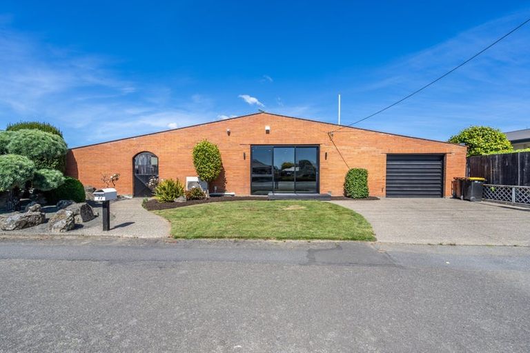 Photo of property in 11 Bainfield Road, Waikiwi, Invercargill, 9810