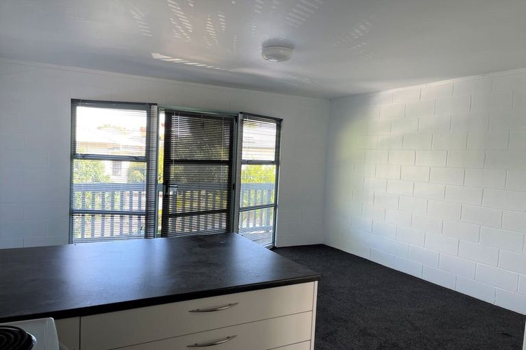 Photo of property in 9/4 Wynyard Road, Mount Eden, Auckland, 1024